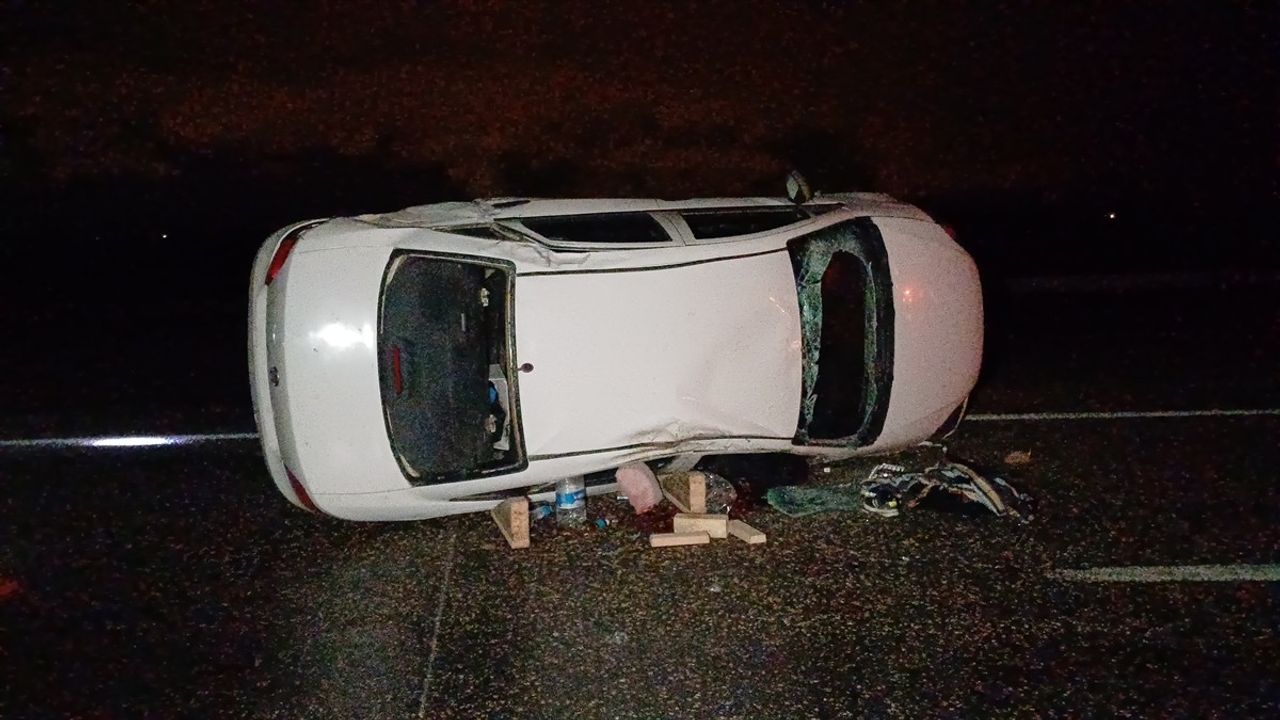 Karabük'te Devrilme Kazasında 5 Kişi Yaralandı