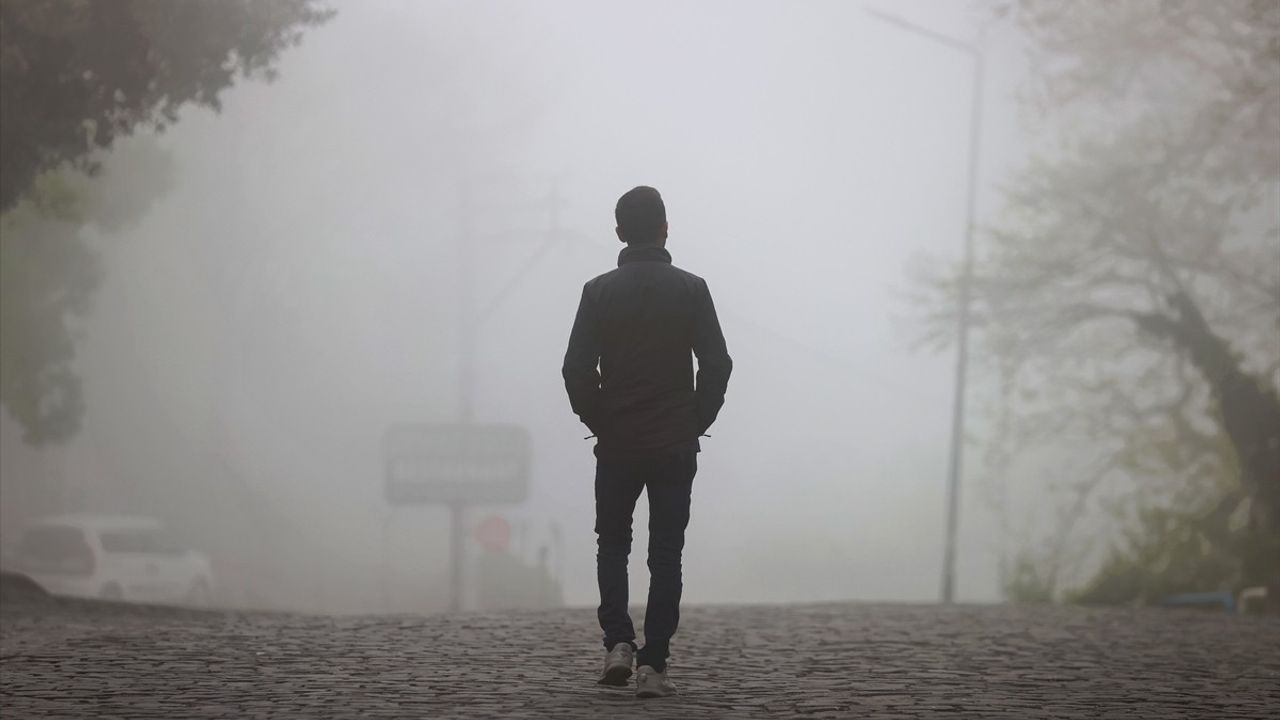 Karadeniz'de Sis Sebebiyle Uçak Seferleri İptal Edildi