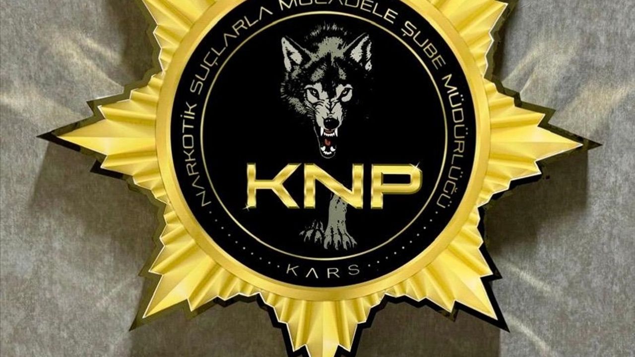 Kars'ta Uyuşturucu Operasyonu: 2 Zanlı Tutuklandı
