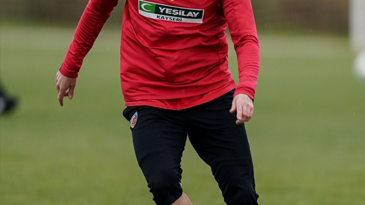 Kayserispor, Kasımpaşa Maçına Hazırlıklarını Sürdürüyor