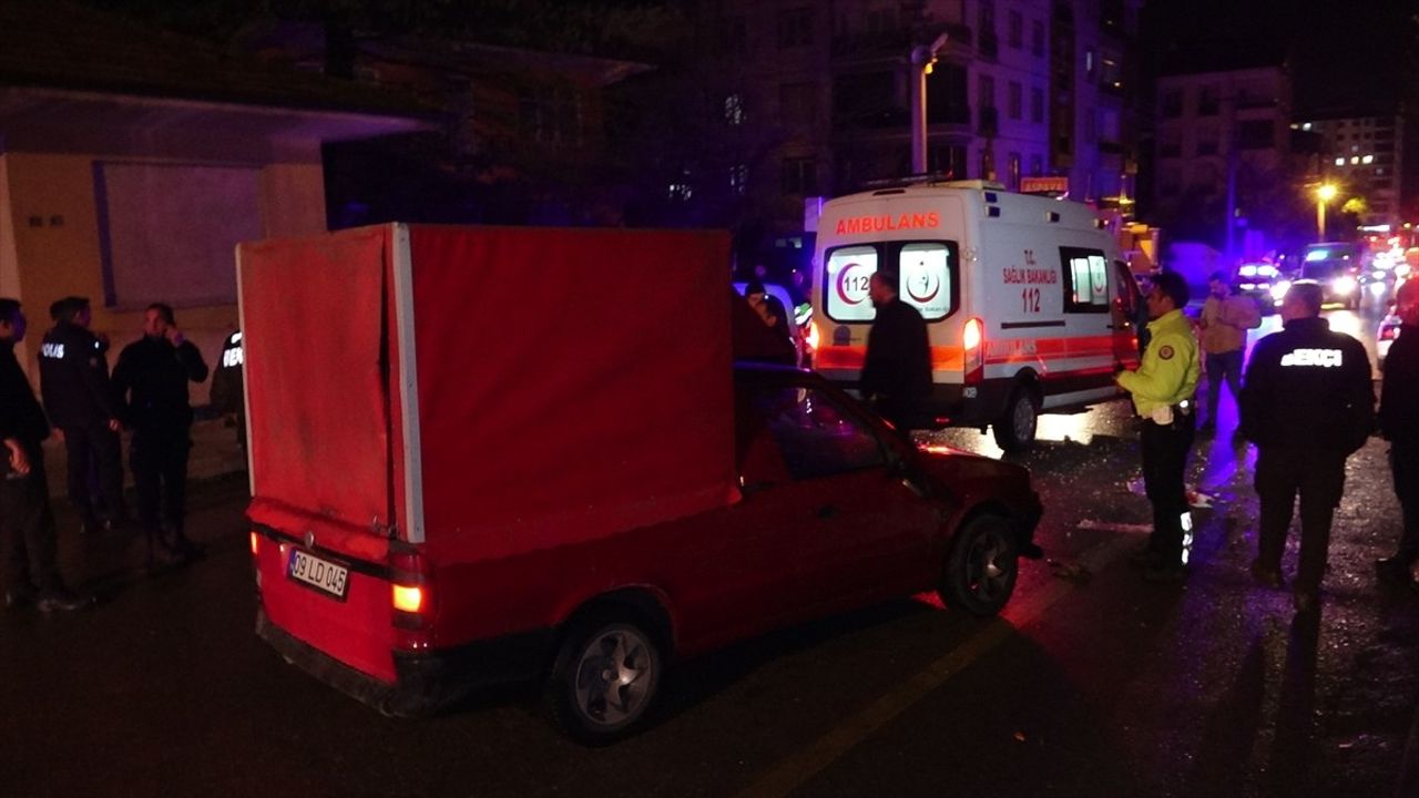 Kırıkkale'de Pikap Temizlik Görevlisine Çarptı: Ağır Yaralı