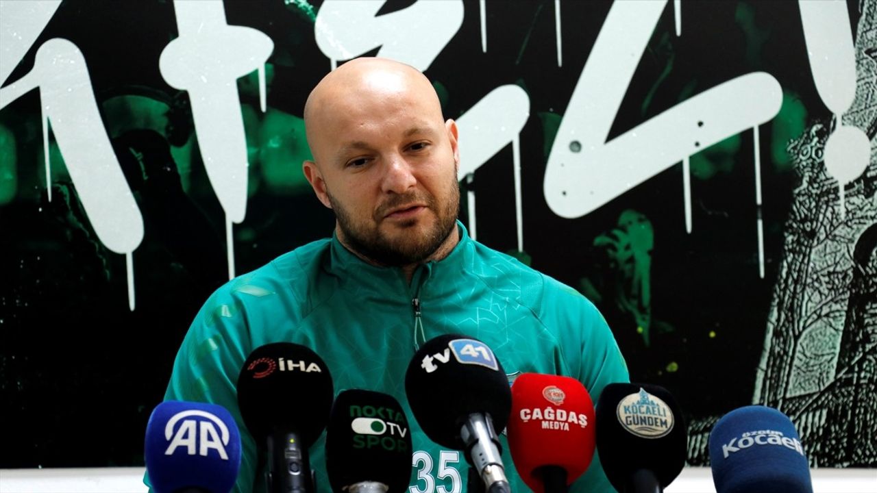 Kocaelispor, Boluspor Maçına Hazırlıklarını Sürdürüyor