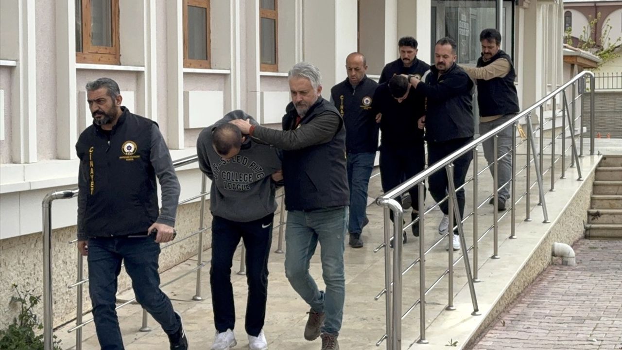 Konya'da Bıçaklı Kavga: 1 Ölü, 6 Zanlı Gözaltında