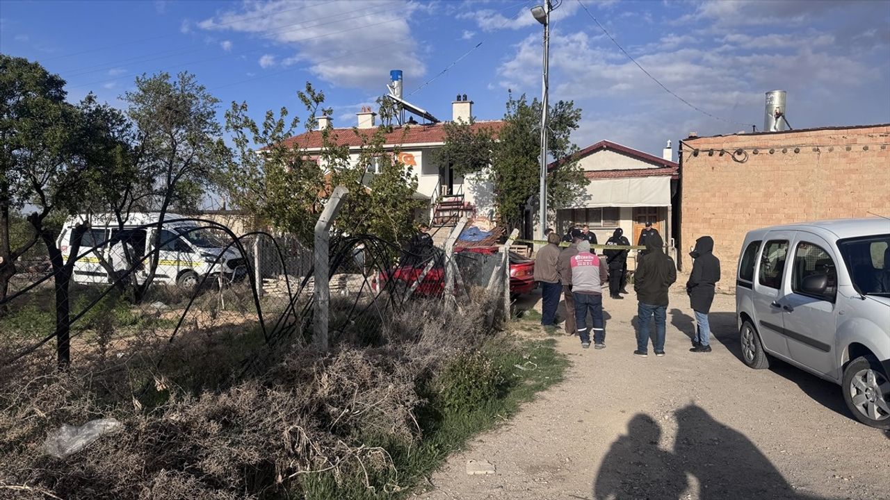 Konya'da Eşini Vurarak Öldüren Koca İntihar Etti