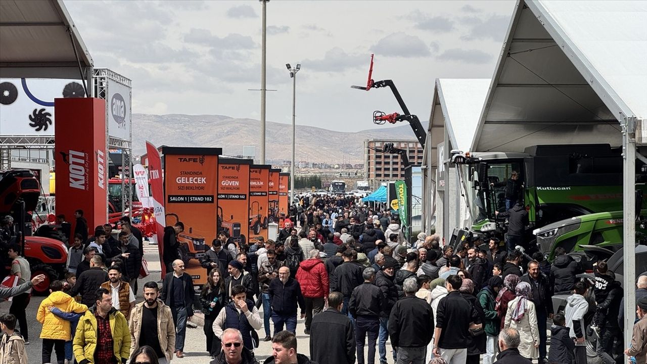Konya Tarım Fuarı'nda Rekor Katılım, Sektöre Moral Kaynağı Oldu