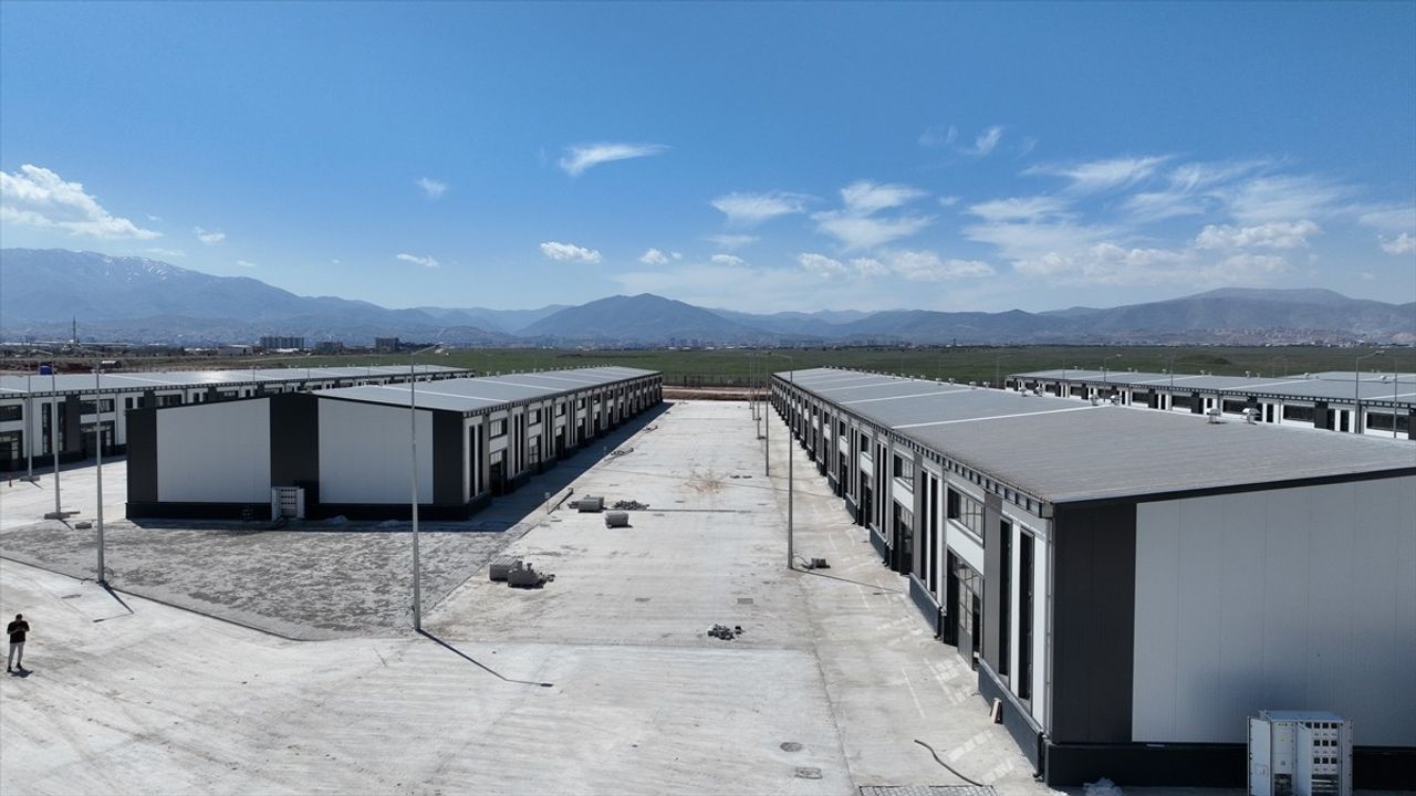 Malatya'da Depremzedelere Yeni Sanayi Sitesi Tamamlandı