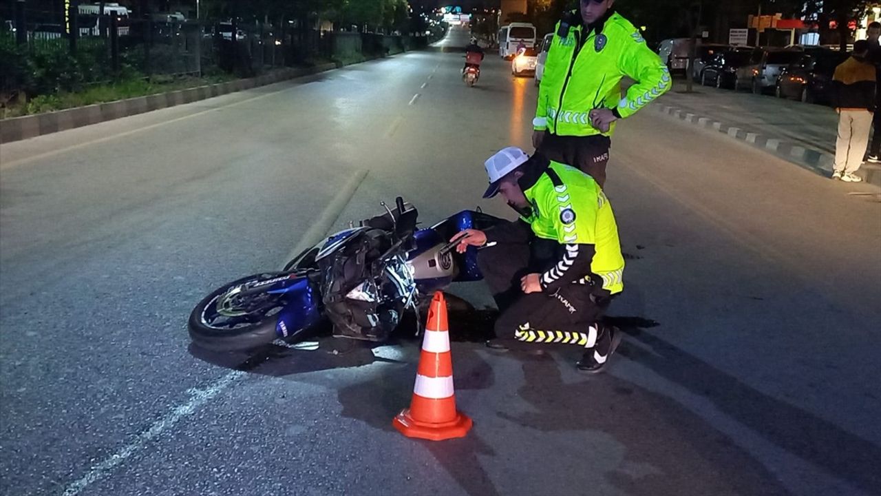 Manisa'da Motosiklet Kazası: 1 Ölü, 1 Yaralı