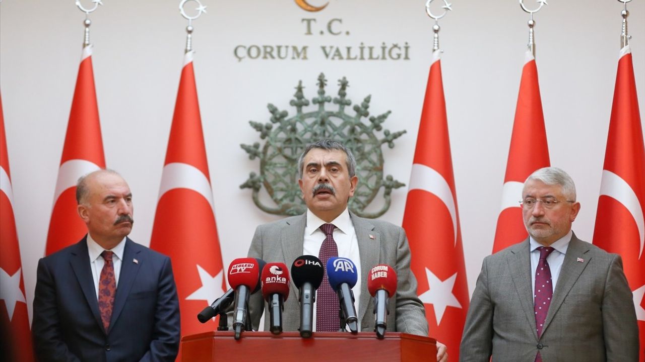 Milli Eğitim Bakanı Tekin Çorum'da Eğitim Başarılarını Açıkladı