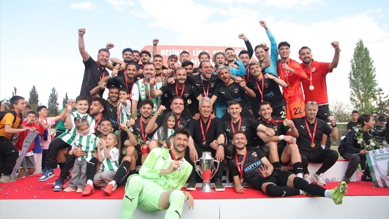 Muğlaspor, 9 Yıl Aradan Sonra TFF 2. Lig'e Yükseldi