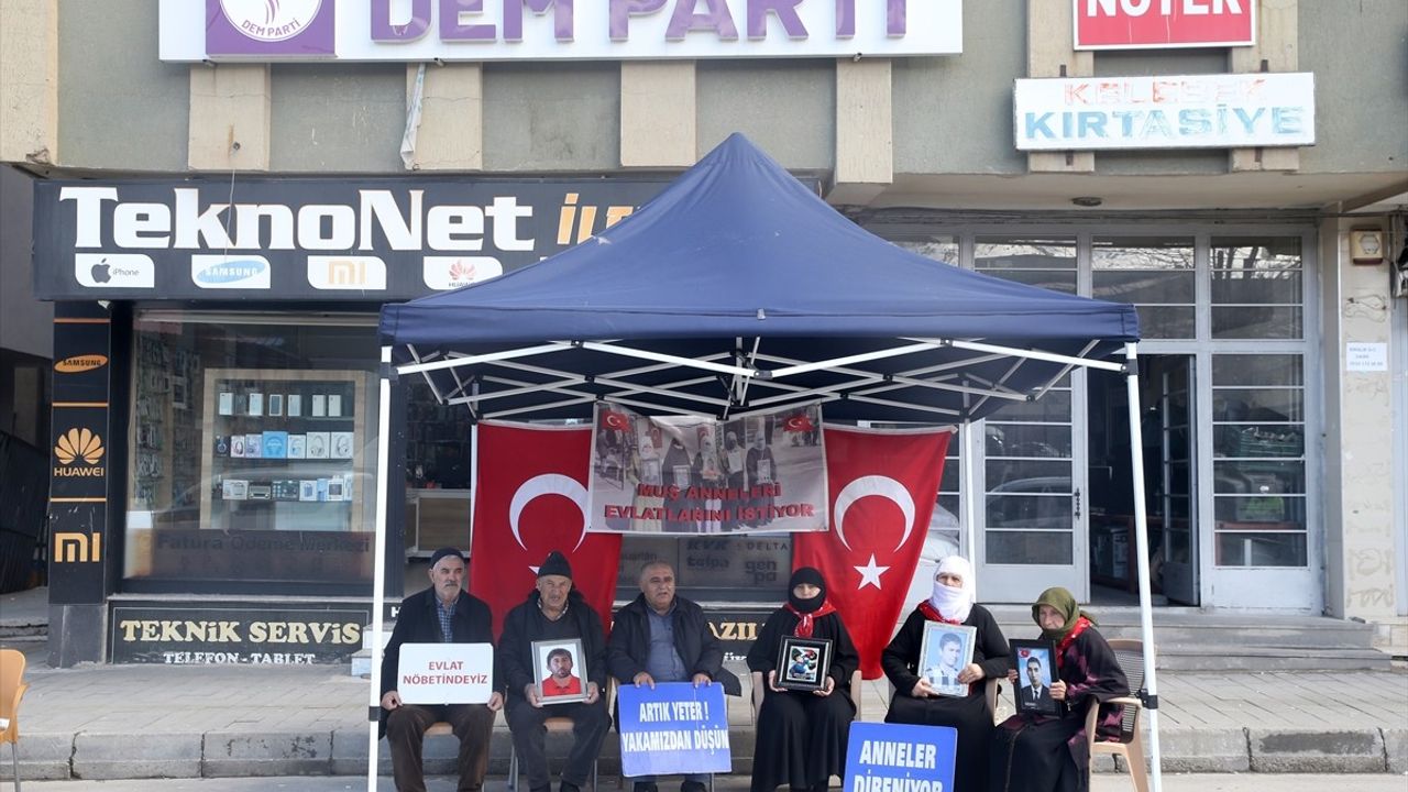 Muş'ta Aileler, Çocukları İçin Eylemlerine Devam Ediyor