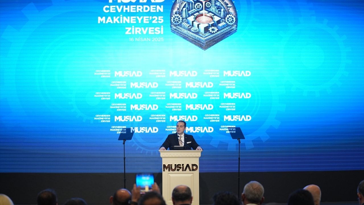 MÜSİAD Cevherden Makineye'25 Zirvesi Başladı: Türk Sanayisi Fırsatlarla Dolu
