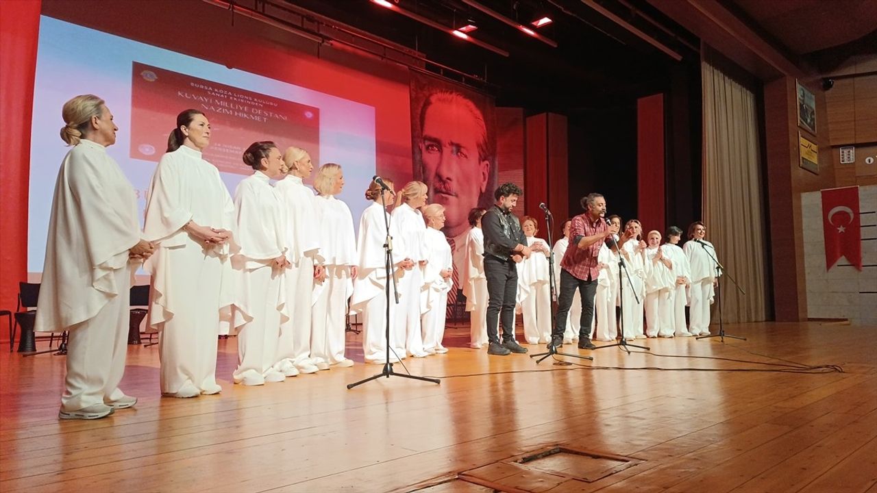 Nazım Hikmet'in 'Kuvayi Milliye Destanı' Bursa'da Sahnelendi