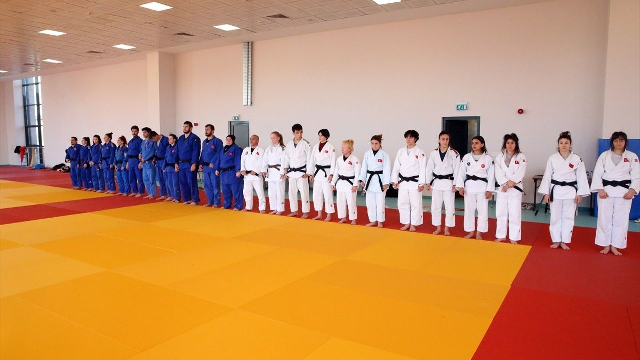 Paralimpik Judo Milli Takımı Dünya Şampiyonası'na Kastamonu'da Hazırlanıyor