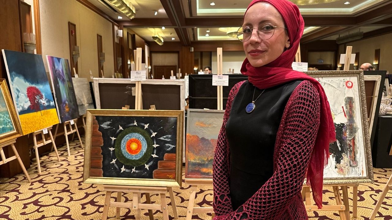 Pera Palas'ta Düşler Sergisi: Sanatın ve Ruhsal Yolculuğun Buluşması