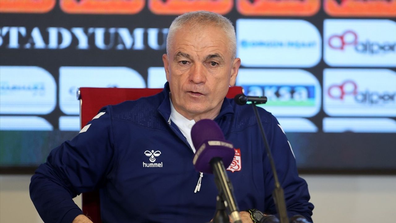 Rıza Çalımbay, Sivasspor'un Antalyaspor zaferini değerlendirdi