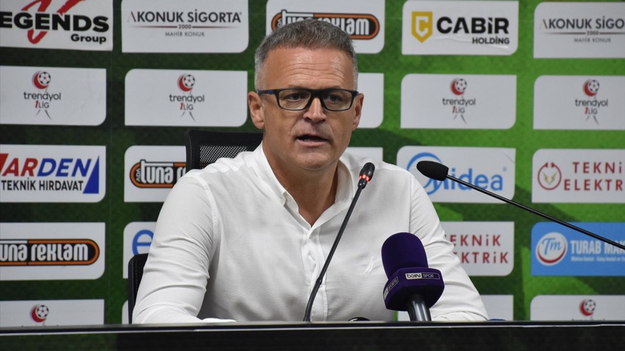 Sakaryaspor, Erzurumspor FK'yi 1-0 Geçti: İrfan Buz'un İlk Galibiyeti
