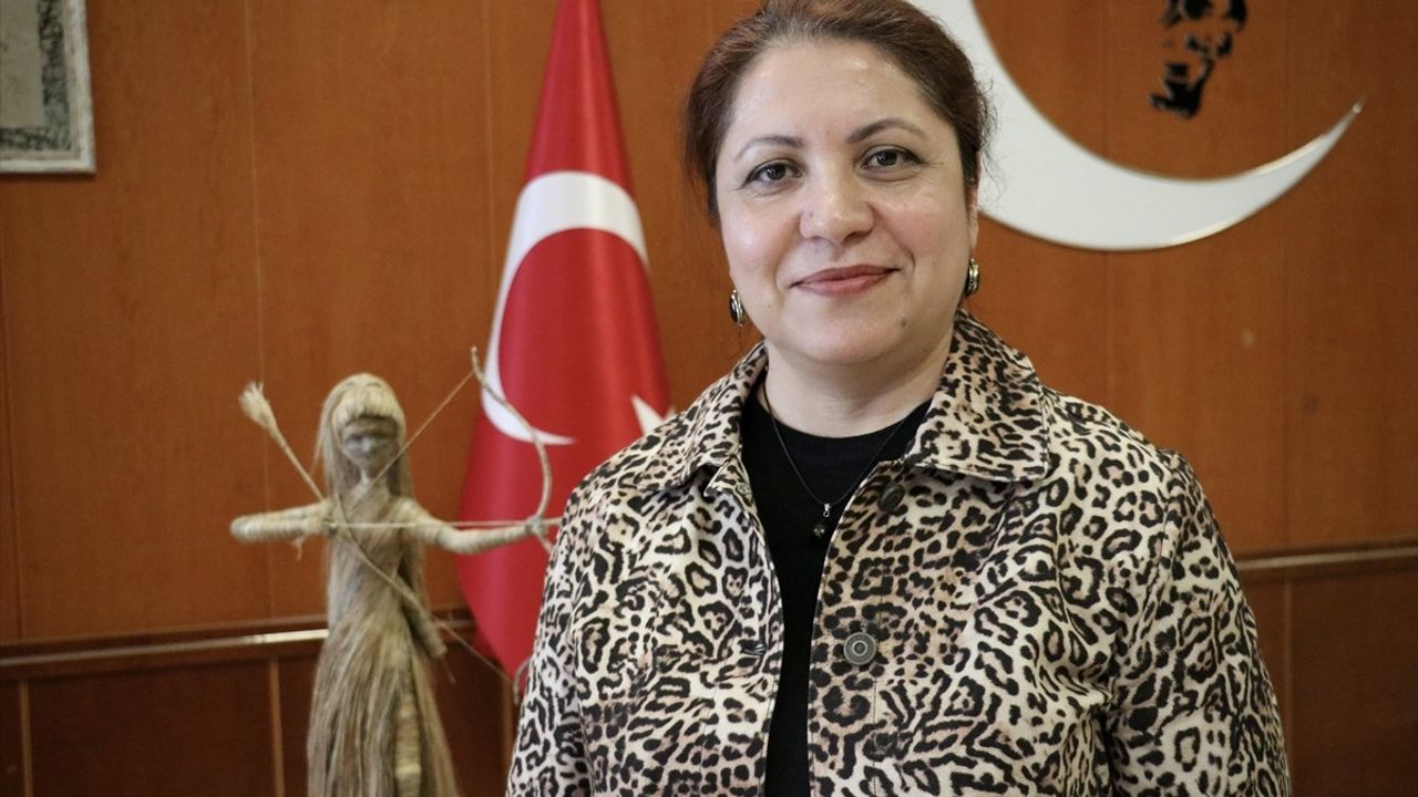 Samsun'da Kadınlar Kenevir Lifleri ile Sanatı Buluşturuyor