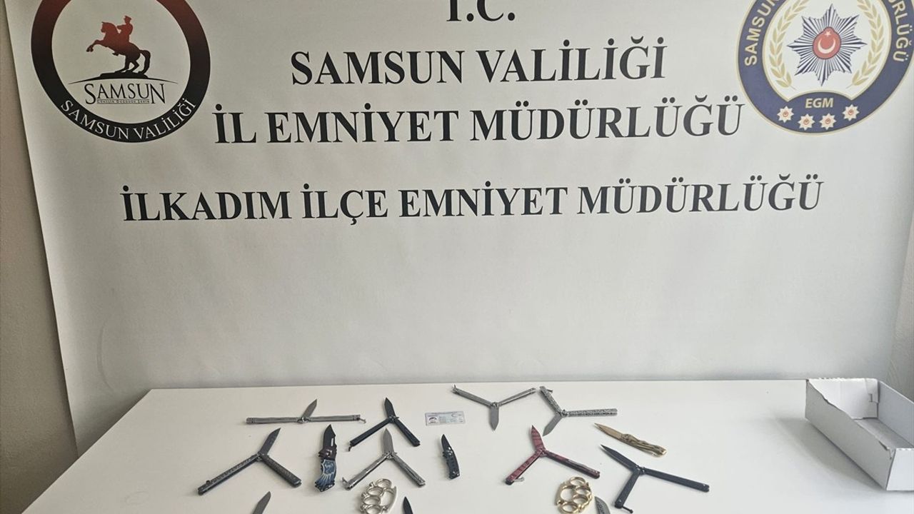 Samsun'da Polisten Şok Uygulama: 13 Bıçak ve Muşta Ele Geçirildi