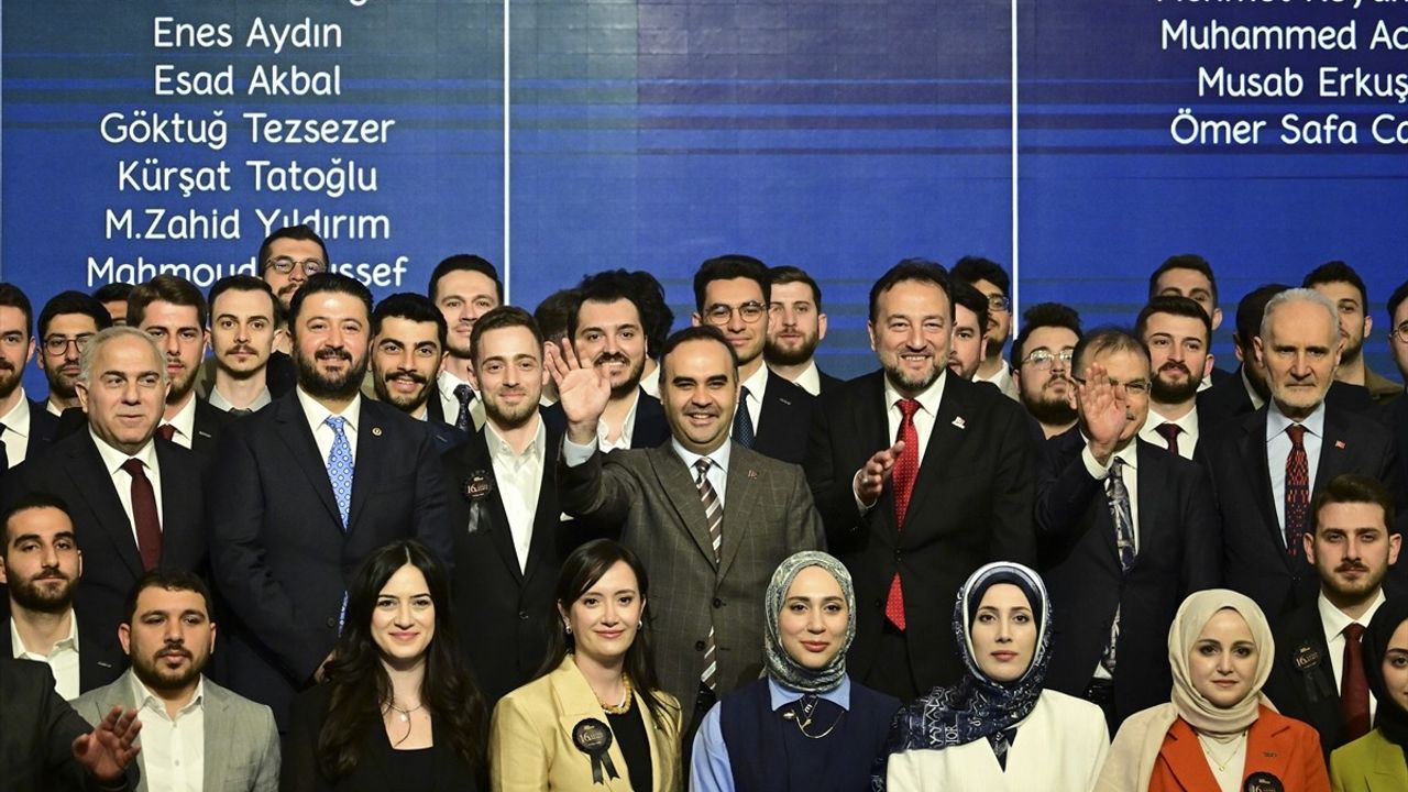 Sanayi ve Teknoloji Bakanı Kacır'dan Genç MÜSİAD'a Vurgu: Türkiye Yüzyılı Hedefleri Devam Ediyor