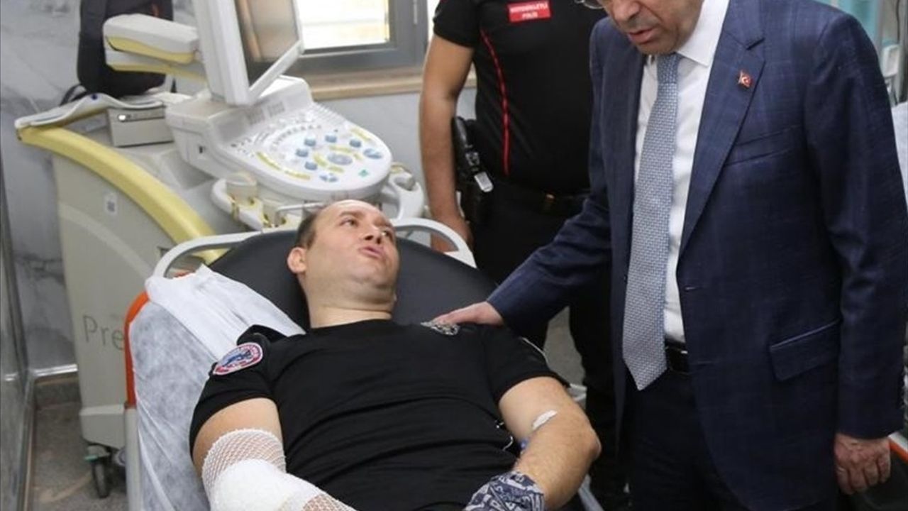 Şanlıurfa'da Motosikletli Yunus Timlerinin Kazasında 4 Polis Yaralandı