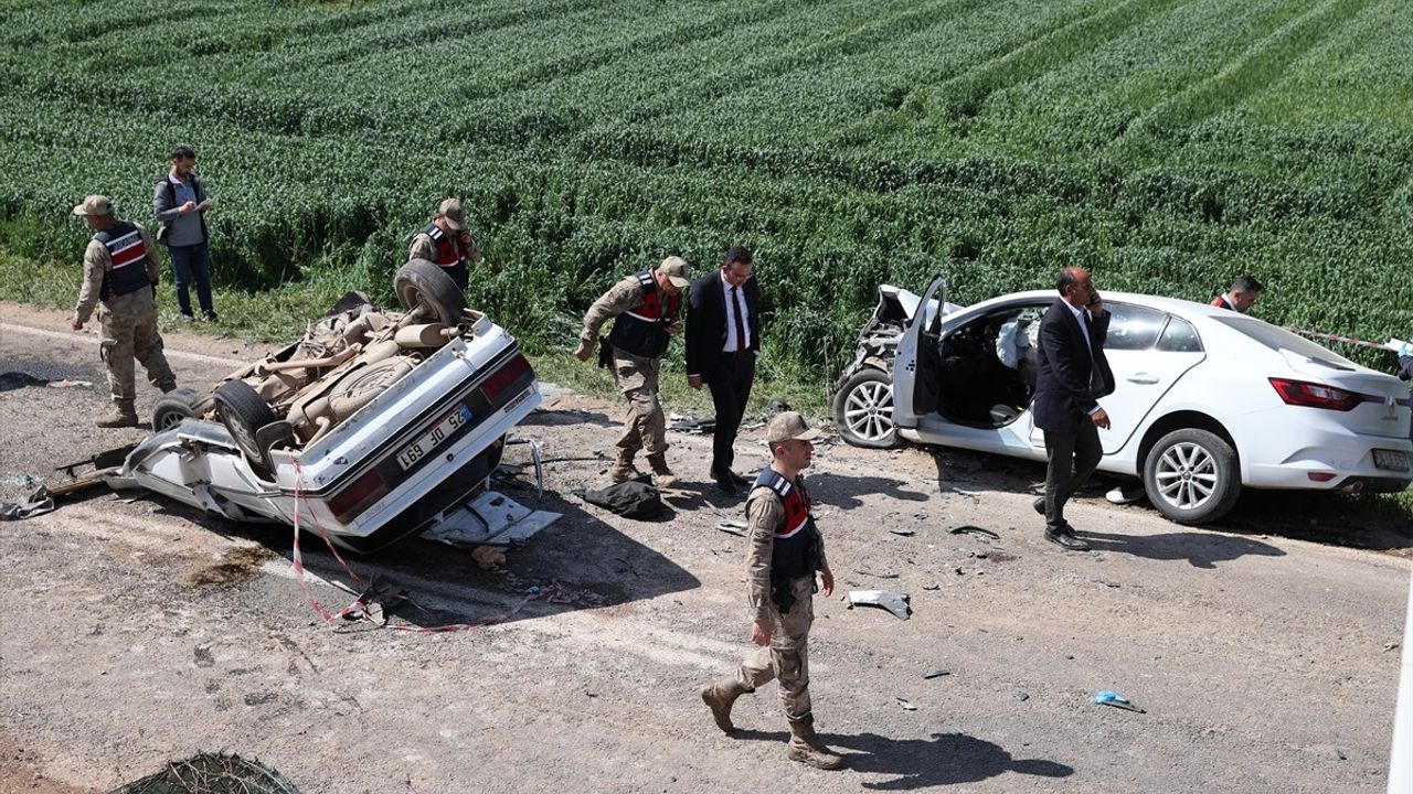 Şanlıurfa'da Trafik Kazası: 3 Ölü, 2 Yaralı