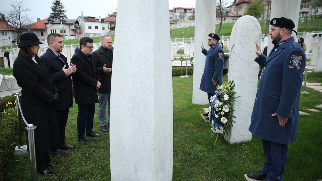 Saraybosna'nın Şehir Günü'nde Savunma Kahramanları Anıldı