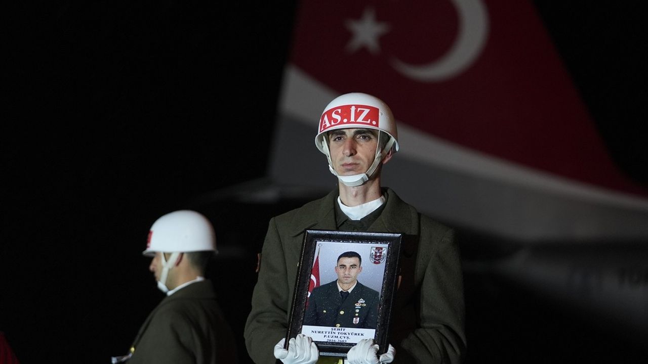 Şehit Piyade Uzman Çavuş Nurettin Tokyürek'in Naaşı Erzurum'a Getirildi