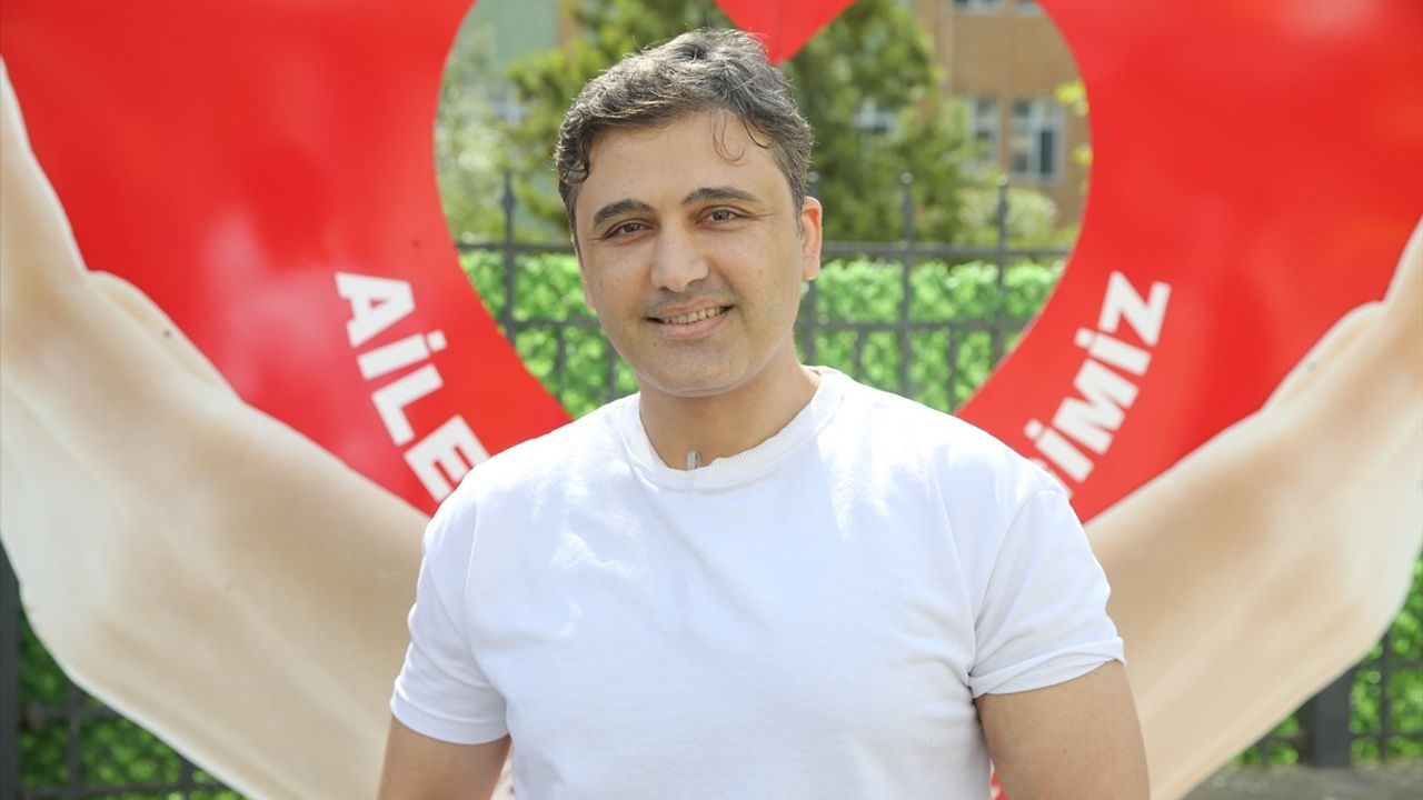 Siirt'te Trafik Işıklarında 'Aile Yılı' Temalı Görseller