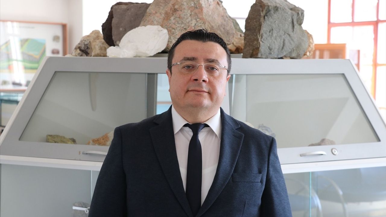 Simav'daki Depremler Haritalanamayan Bir Alanda Gerçekleşti