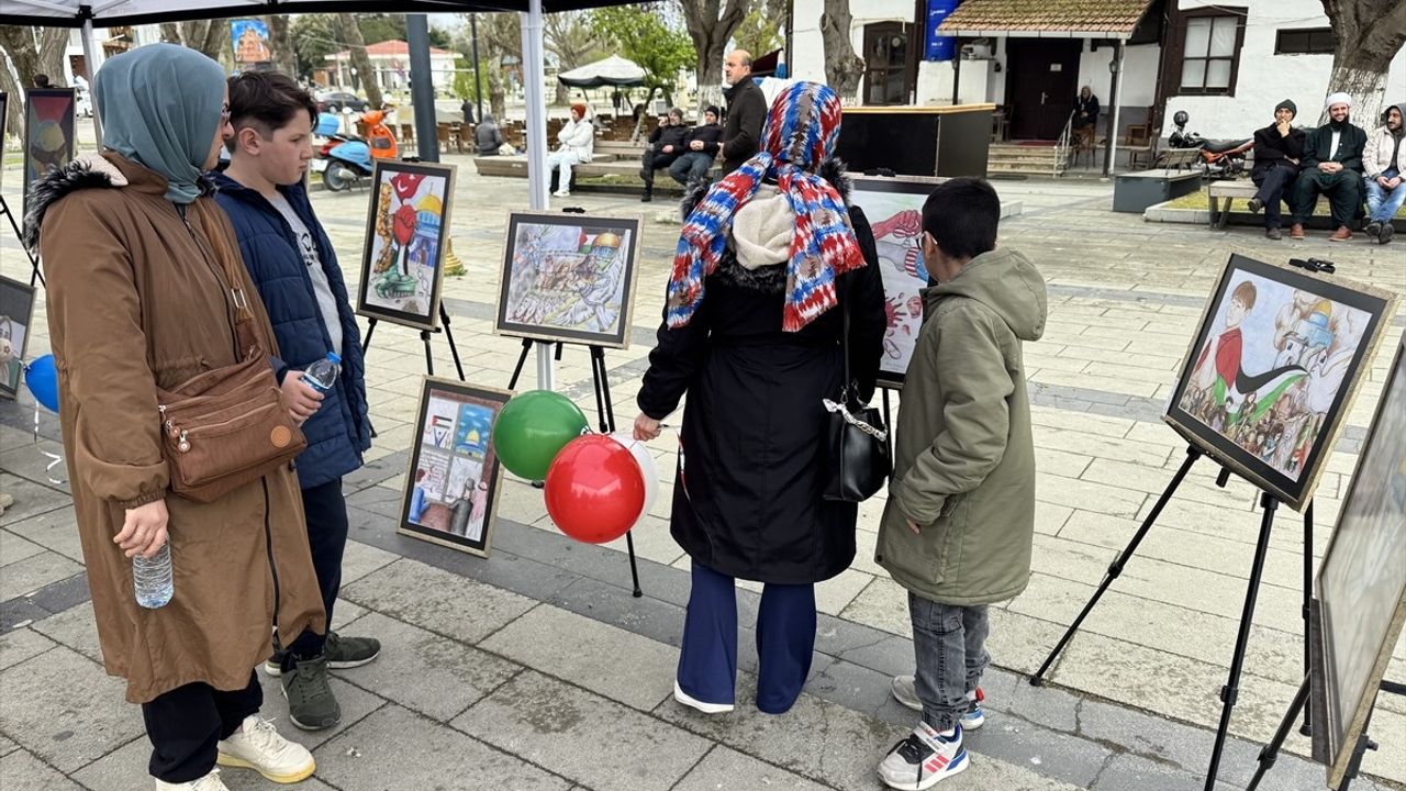 Sinop'ta 'Gazze ölüyor, ayağa kalk' Etkinliği Düzenlendi