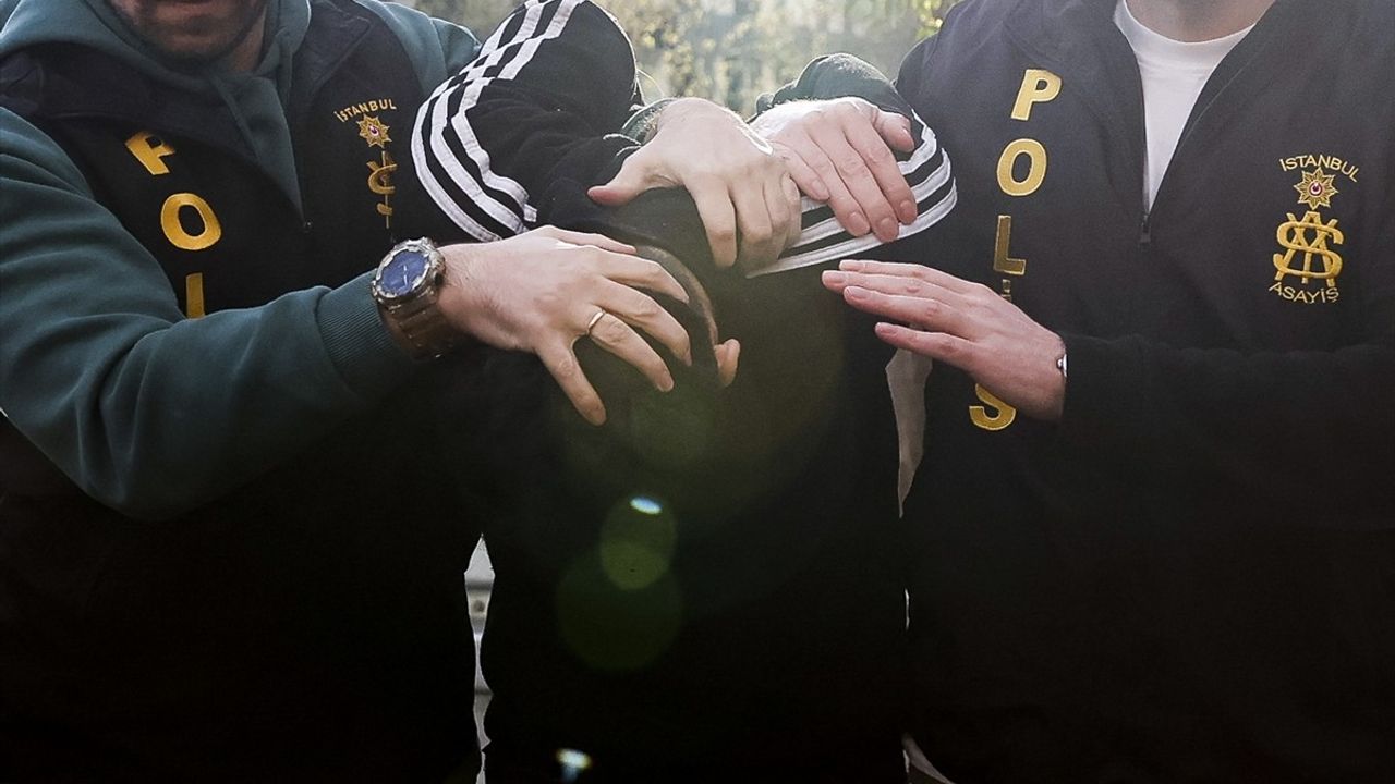 Şişli'deki Silahlı Saldırıda Yakalanan 4 Zanlı İstanbul'a Getirildi