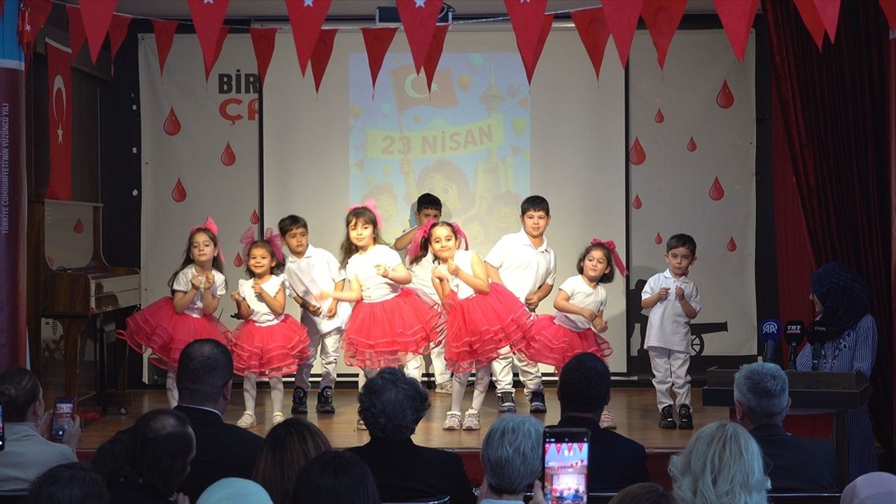 Tahran'da 23 Nisan Ulusal Egemenlik ve Çocuk Bayramı Coşkuyla Kutlandı