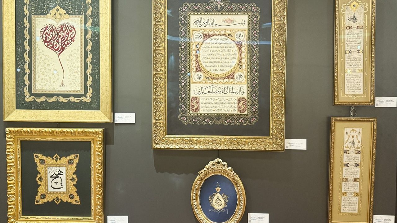 Taksim'de 'Haneden Dökülenler' Sergisi Sanatseverlerle Buluştu