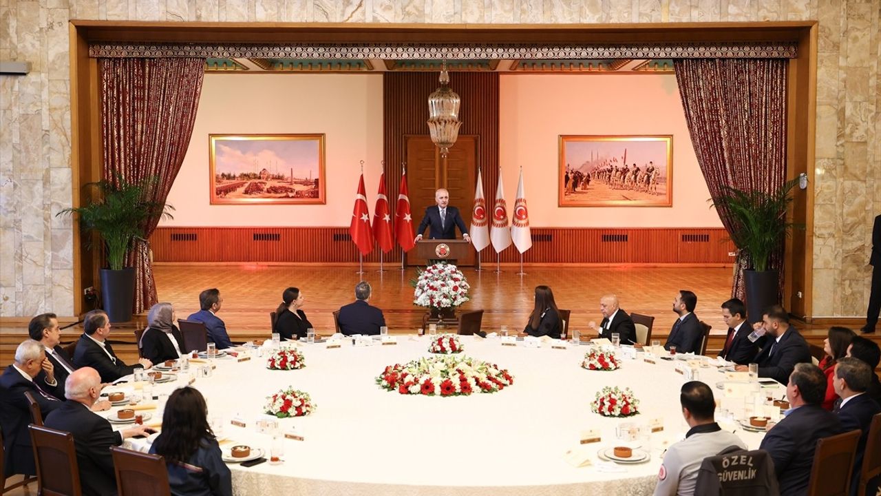 TBMM Başkanı Kurtulmuş, Emekçilerle Buluşma Programında Konuştu