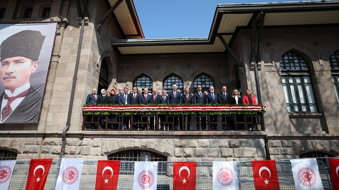 TBMM'nin 105. Yıl Dönümünde Anma Töreni Düzenlendi