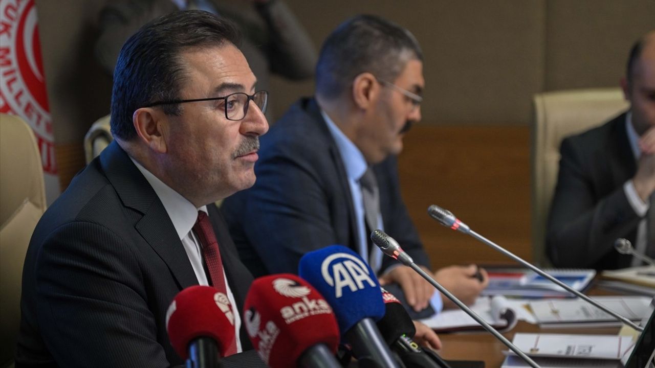 TBMM Yangın Komisyonu İtfaiyecileri Dinledi: Acil Önlemler ve Yapısal Reformlar Gerekiyor