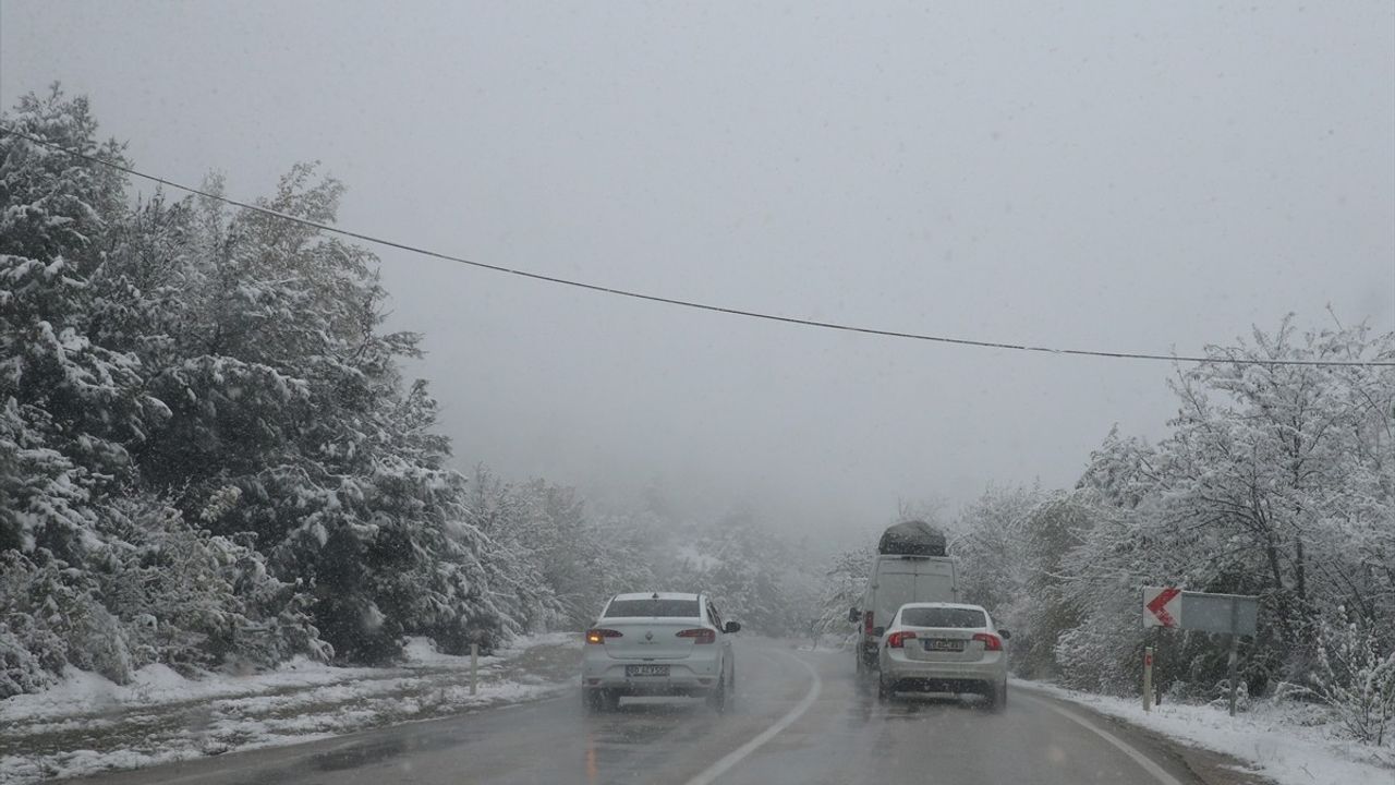 Tokat'ta Kar Yağışı Hayatı Olumsuz Etkiledi