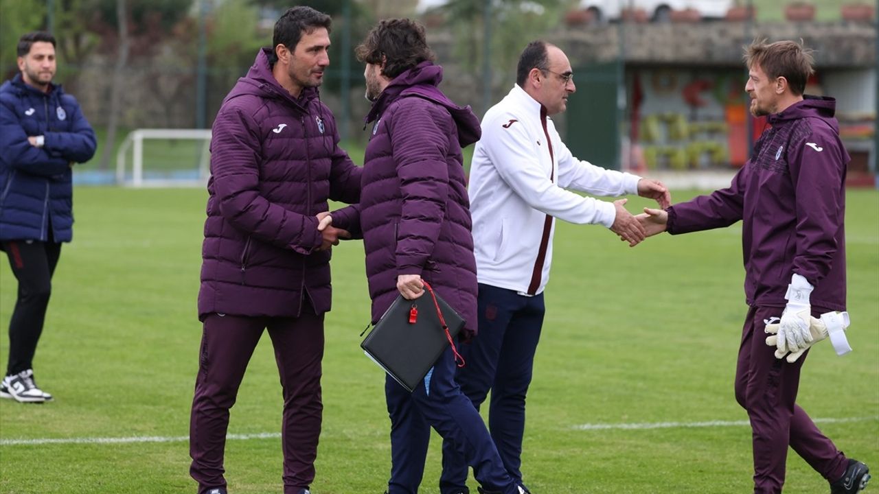 Trabzonspor'un 19 Yaş Altı Takımına Destek Ziyareti