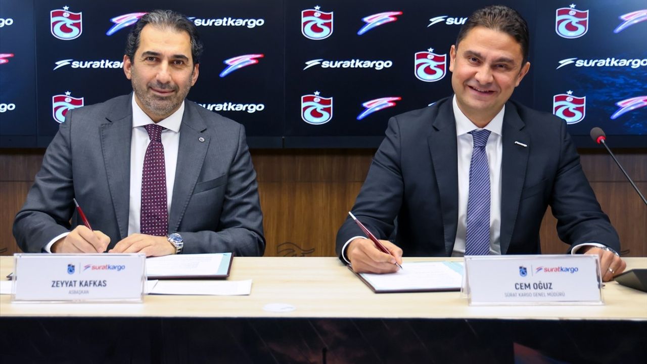 Trabzonspor'un Resmi Kargo Sponsoru Sürat Kargo Oldu