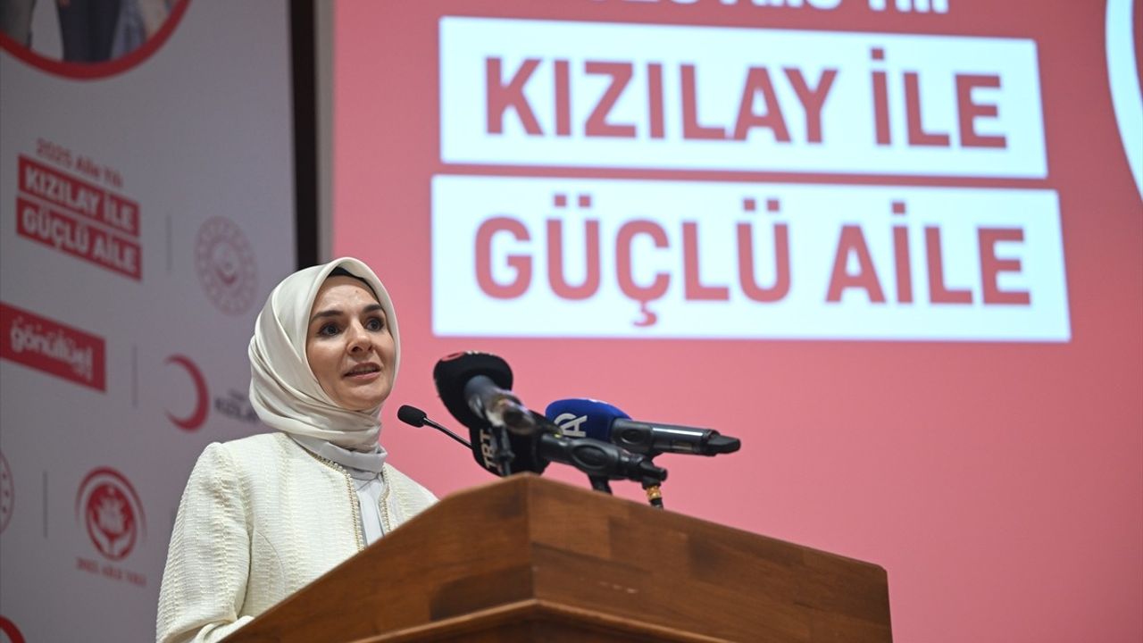 Türk Kızılay'dan Aile Akademisi Açılışı: Aile Olmanın Önemi Vurgulandı