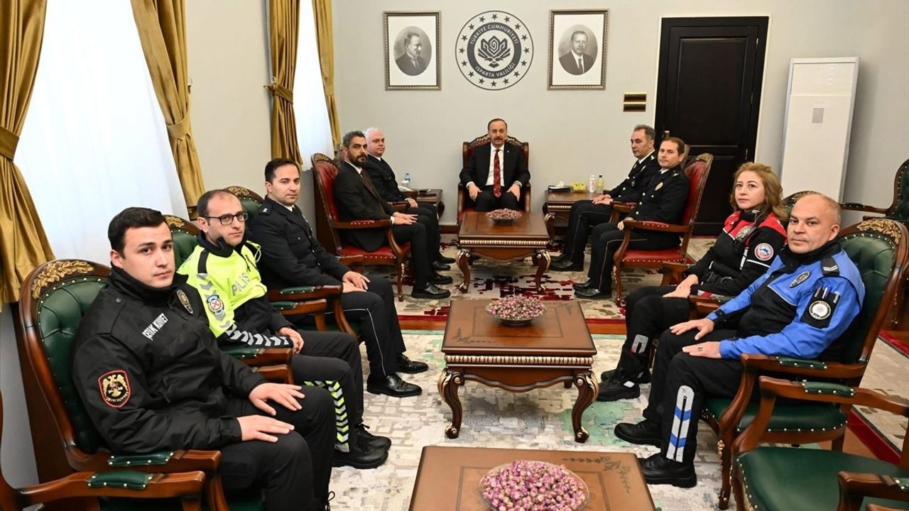 Türk Polis Teşkilatı 180. Yılını Antalya, Muğla ve Isparta'da Coşkuyla Kutladı