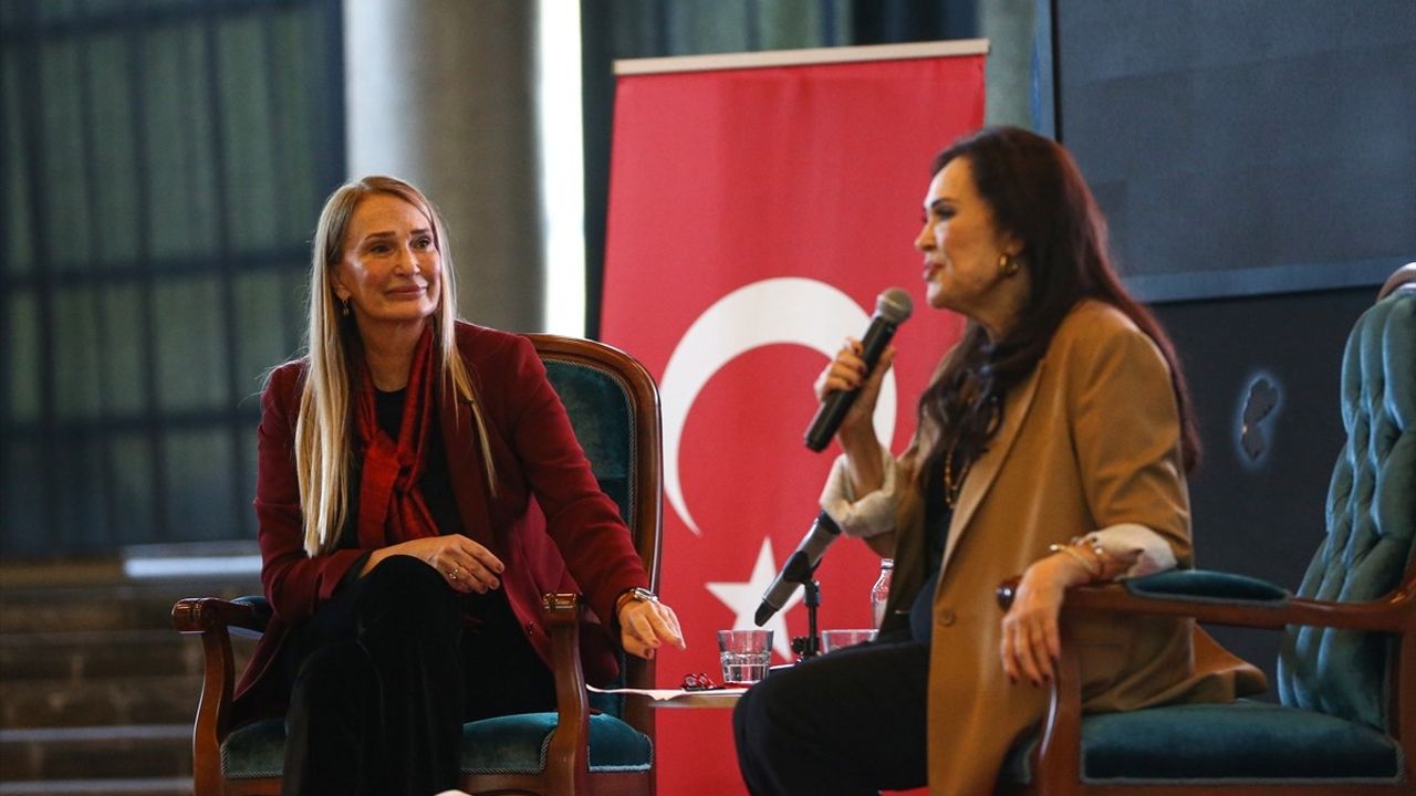 Türkan Şoray, Bursa'da 'Yılanı Öldürseler' Filmi İçin Buluştu