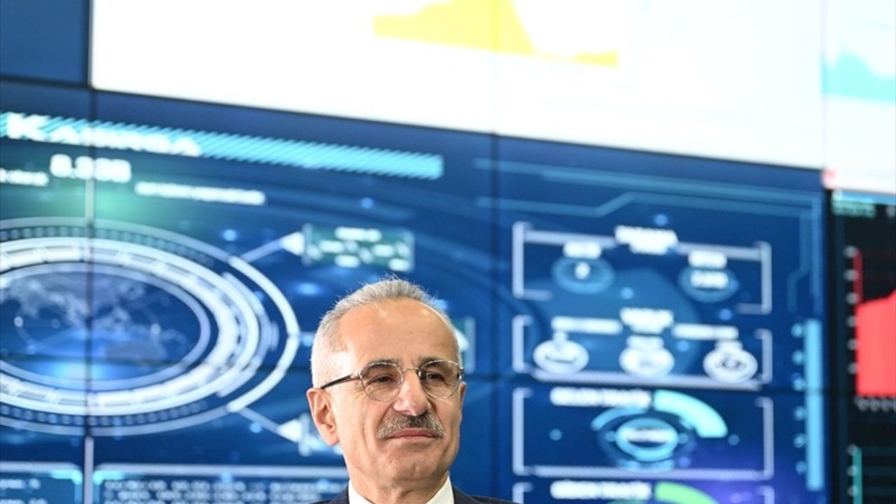 Türkiye'de Cep Telefonundan İnternete Erişim Yüzde 96,9