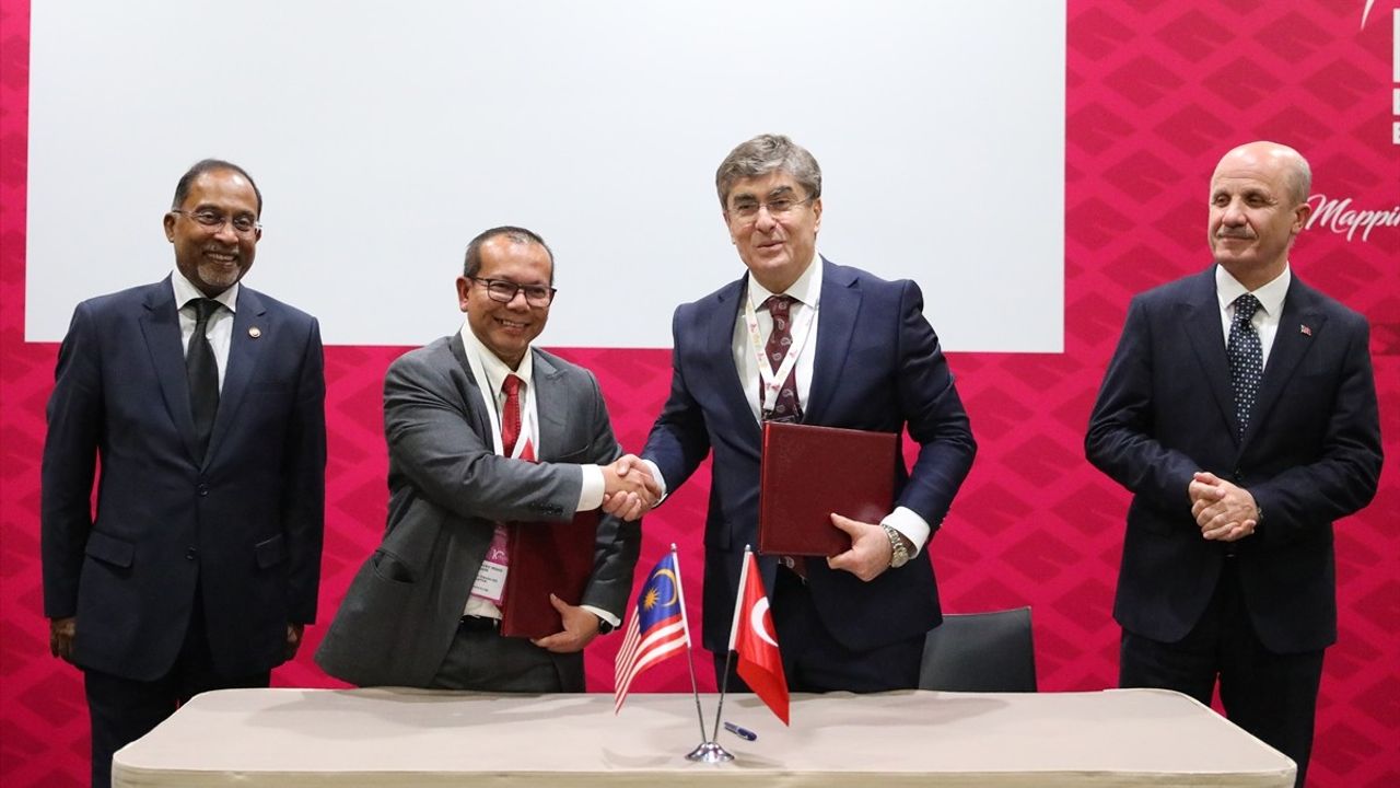 Türkiye ve Malezya Yükseköğretim Ortak Komite Toplantısı İstanbul'da Gerçekleşti