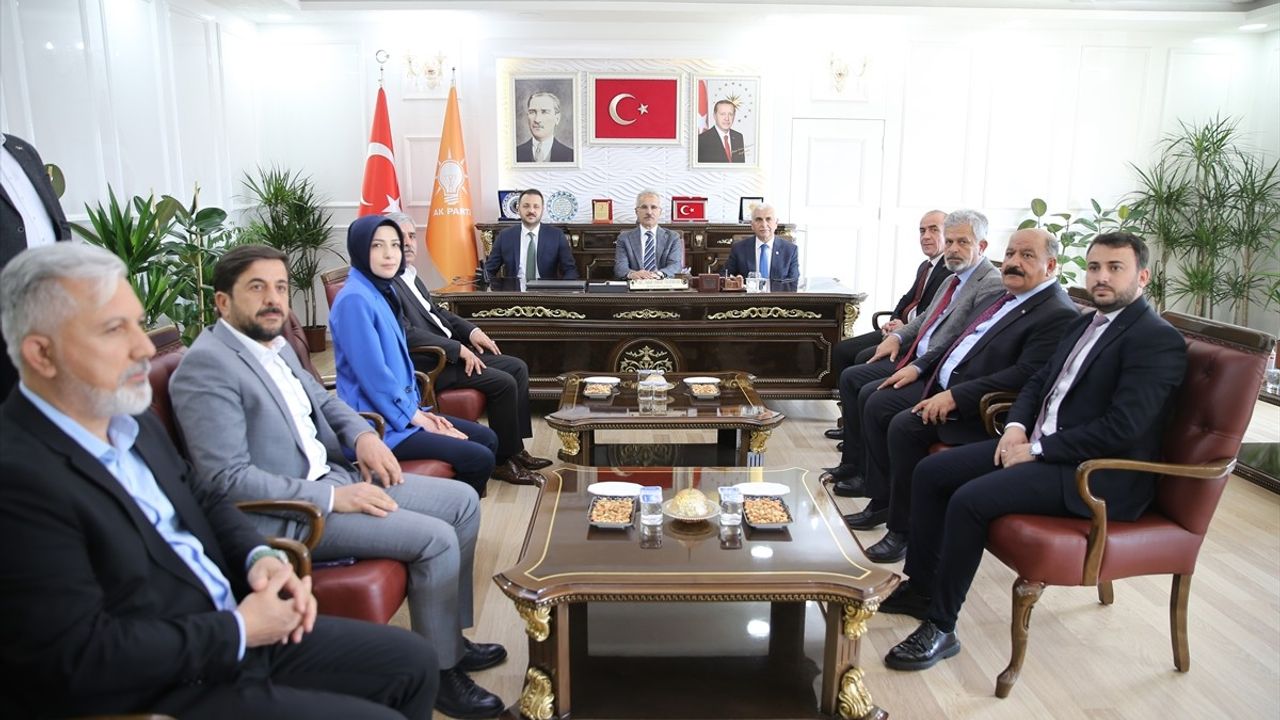 Ulaştırma ve Altyapı Bakanı Uraloğlu'ndan Ayrım Yapmaksızın Birlik Mesajı