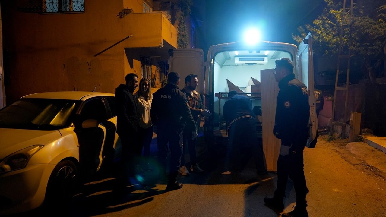 Ümraniye'de Silahlı Saldırı: Genç Kadın Hayatını Kaybetti