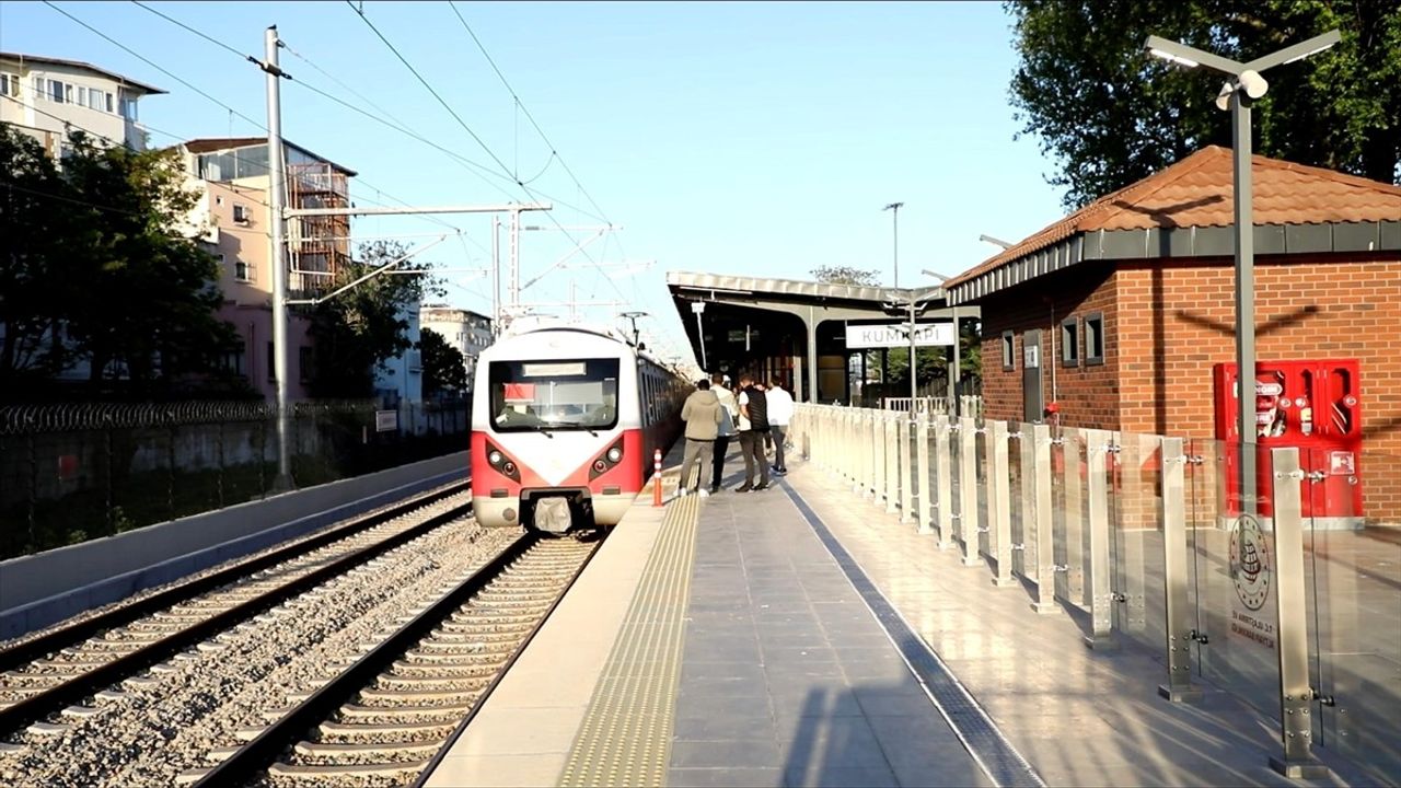 Uraloğlu, 23 Nisan'da Ücretsiz Ulaşım Müjdesi Verdi