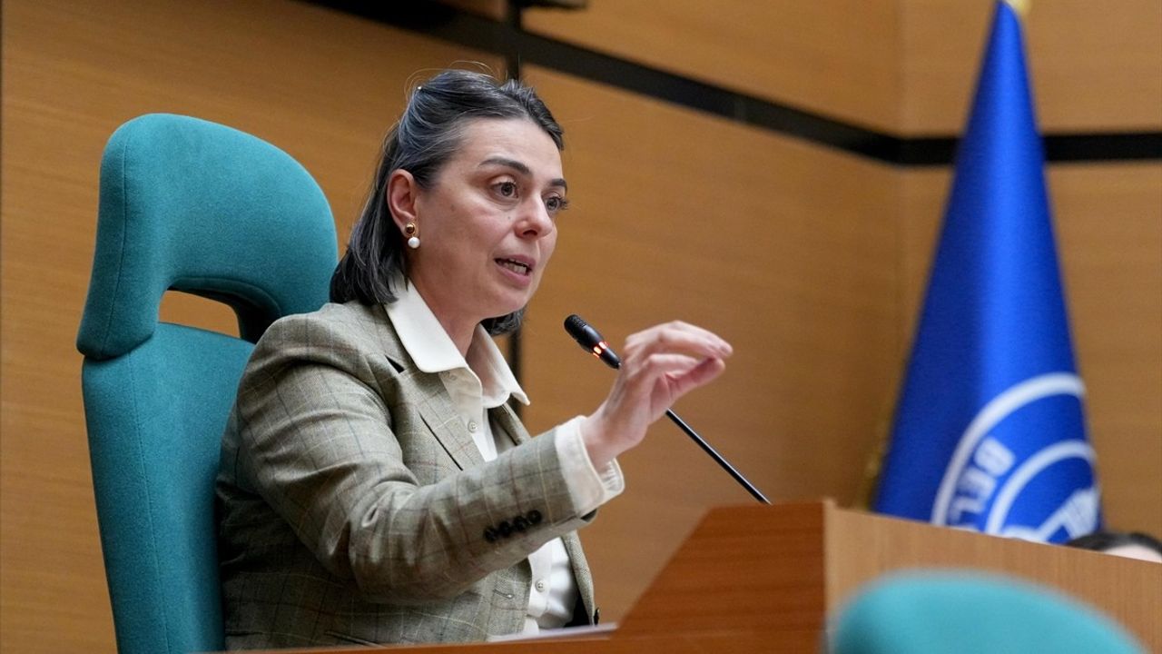 Üsküdar Belediyesi'nde Personel İşten Çıkarma Tartışmaları Sürüyor