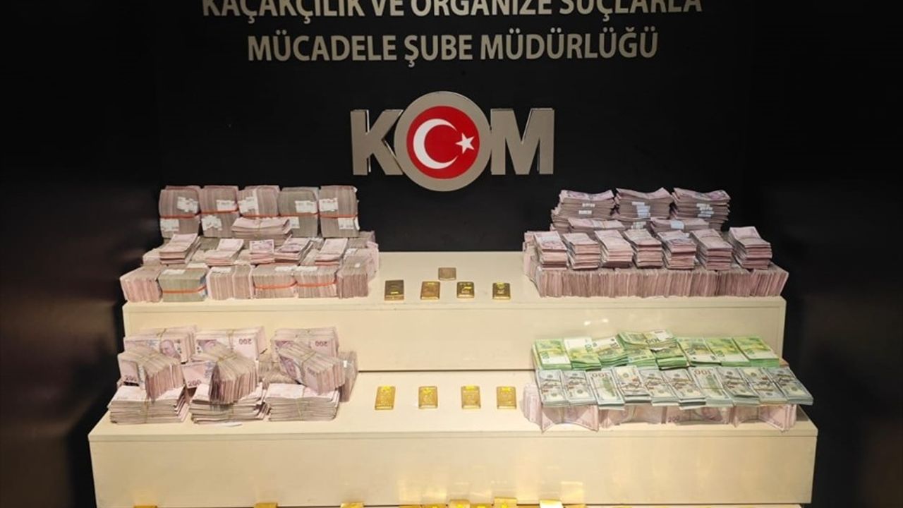 Van'da 66 Kilo Gümrük Kaçağı Altın Ele Geçirildi