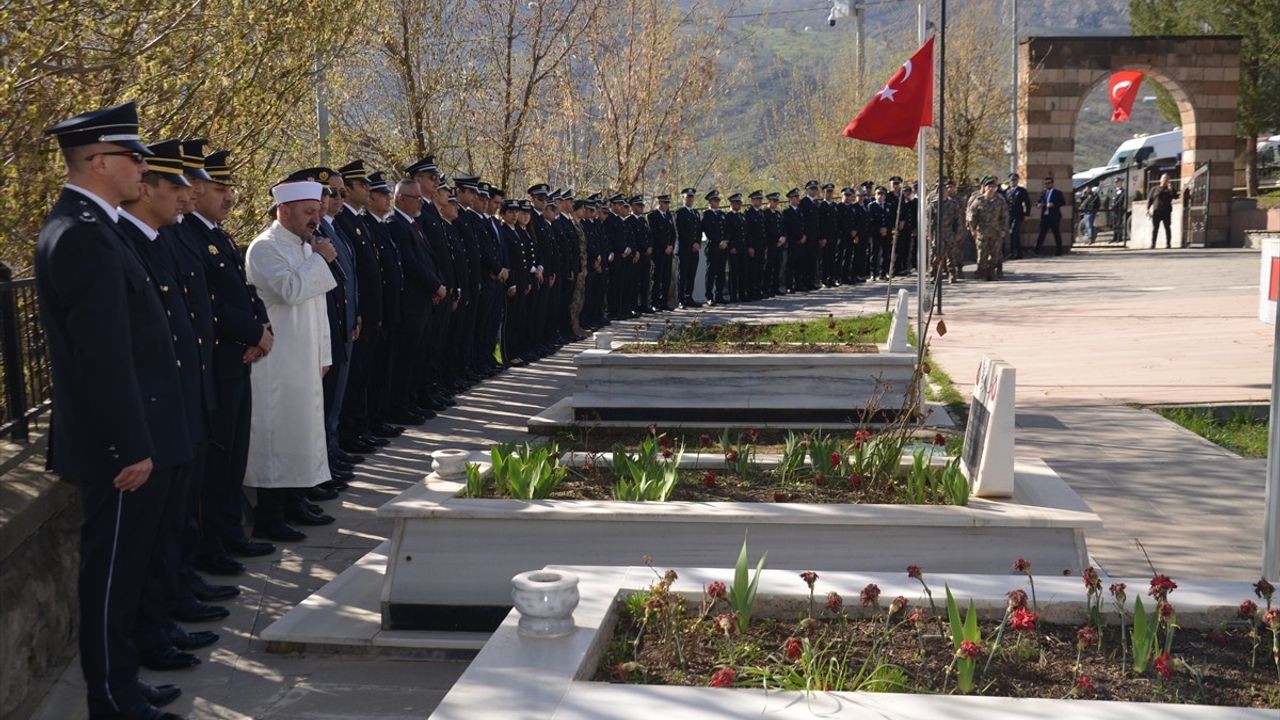 Van ve Muş'ta Türk Polisi'nin 180. Yılı Coşkuyla Kutlandı